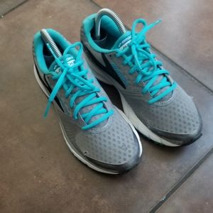 Brooks Launch 3 Women's Running Shoes Sz 8.5